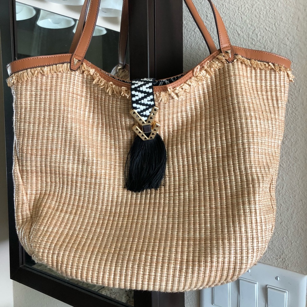 Stella and Dot Straw Tote